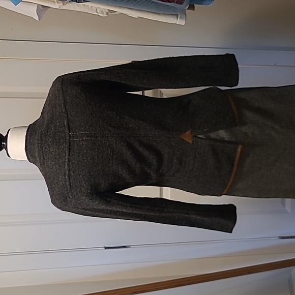 Wool grey blazer - Picture 2 of 4